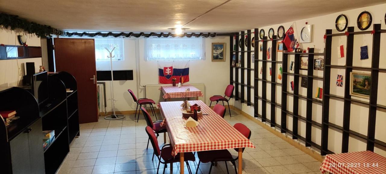 Ubytovanie 184, Bed And Braekfast 184 Stara Lesna Bagian luar foto