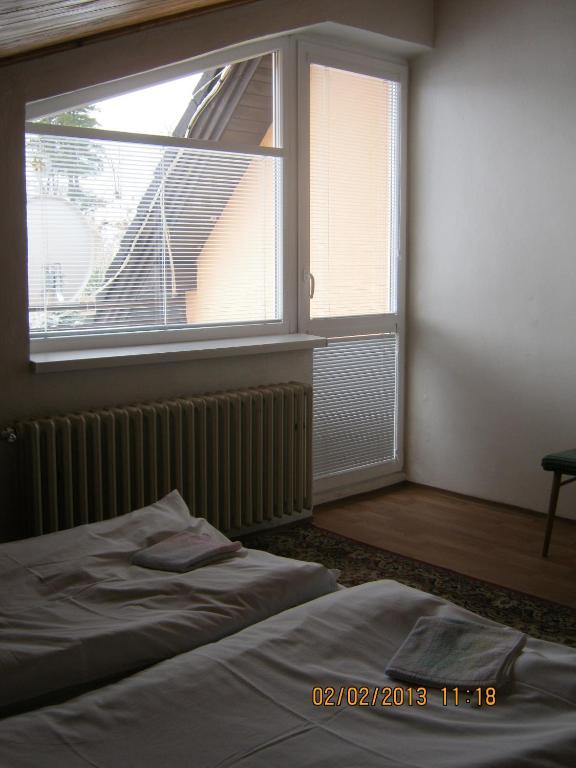 Ubytovanie 184, Bed And Braekfast 184 Stara Lesna Ruang foto