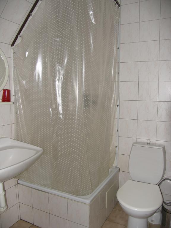 Ubytovanie 184, Bed And Braekfast 184 Stara Lesna Bagian luar foto