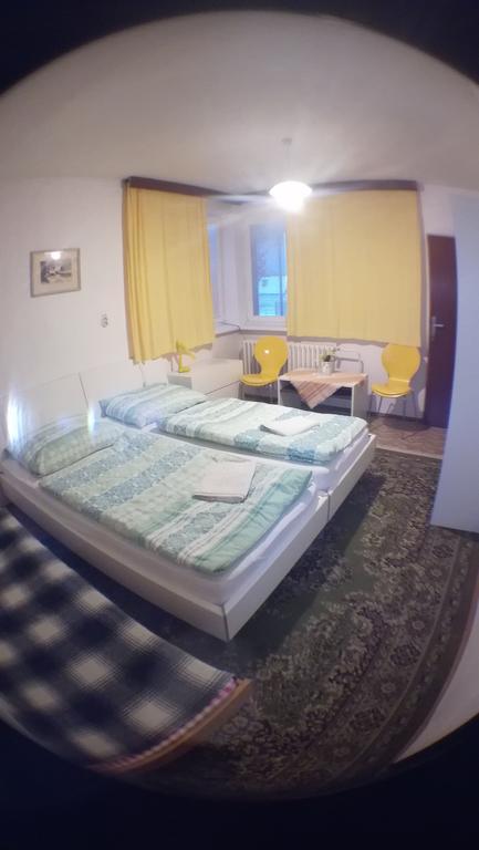Ubytovanie 184, Bed And Braekfast 184 Stara Lesna Bagian luar foto