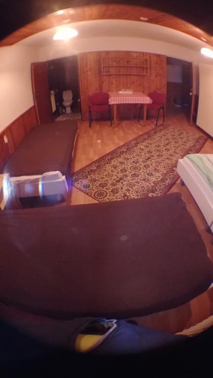 Ubytovanie 184, Bed And Braekfast 184 Stara Lesna Bagian luar foto