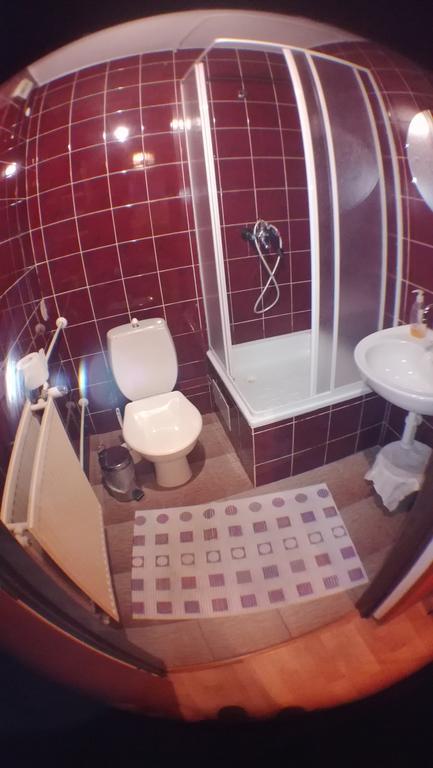 Ubytovanie 184, Bed And Braekfast 184 Stara Lesna Bagian luar foto